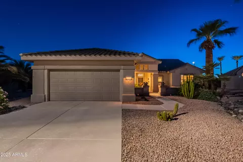 17552 N Somerset Dr, Surprise, AZ 85374
