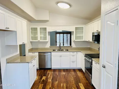 Kitchen - 11340 E Caballero St, Mesa, AZ 85207 photo 2 of 2