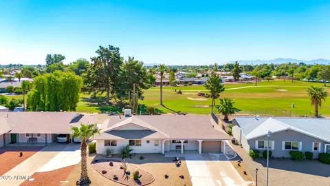 10939 W Sun City Blvd, Sun City, AZ 85351