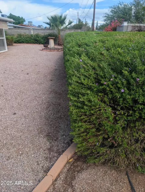 Exterior - 1161 S Grand Dr, Apache Junction, AZ 85120 photo 2 of 2