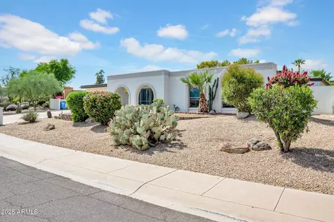 9240 N 32nd Pl, Phoenix, AZ 85028