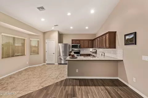 Kitchen - 2101 S Meridian Rd #441, Apache Junction, AZ 85120 photo 1 of 4