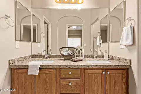 Bath - 2101 S Meridian Rd #441, Apache Junction, AZ 85120 photo 1 of 3