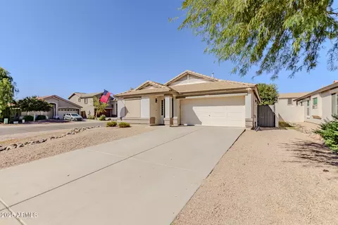 1622 E Kelsi Ave, San Tan Valley, AZ 85140