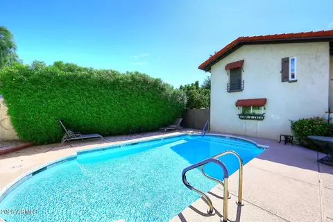 Exterior - 6543 N 7th Ave, Phoenix, AZ 85013 photo 8 of 8