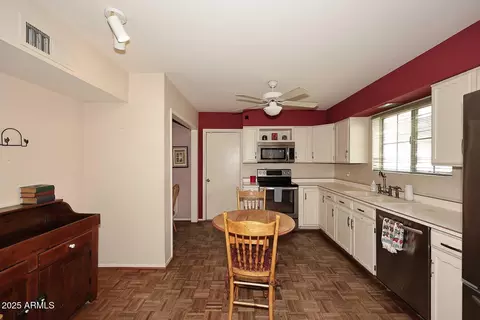 Kitchen - 6543 N 7th Ave, Phoenix, AZ 85013 photo 1 of 3