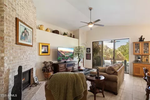 Living - 3042 E Roveen Ave, Phoenix, AZ 85032 photo 1 of 4