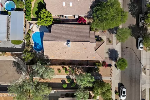 View/Area - 3042 E Roveen Ave, Phoenix, AZ 85032 photo 1 of 2