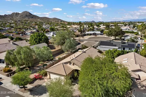 View/Area - 3042 E Roveen Ave, Phoenix, AZ 85032 photo 2 of 2
