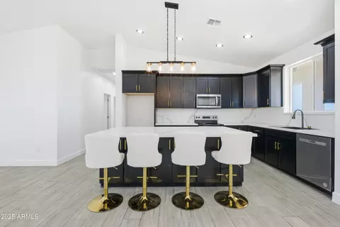 1339 S 369th Ln, Tonopah, AZ 85354