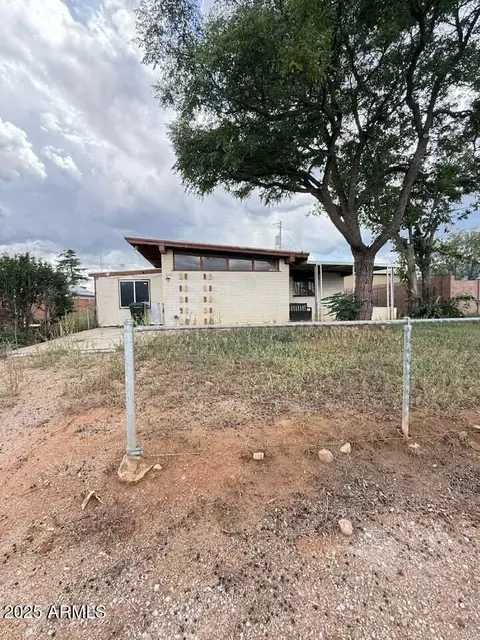 364 W Brown Dr, Sierra Vista, AZ 85635