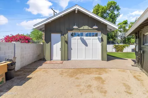 1458 E Tuckey Ln, Phoenix, AZ 85014 photo 32