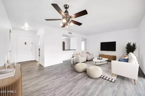 10250 W Snead Cir S, Sun City, AZ 85351