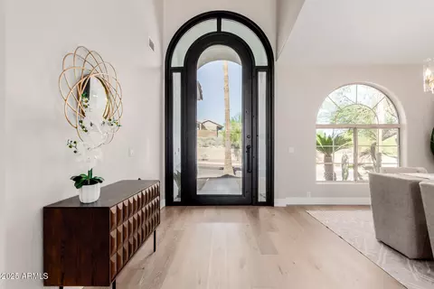 Entry Way - 1825 E Marilyn Rd, Phoenix, AZ 85022 photo 2 of 2