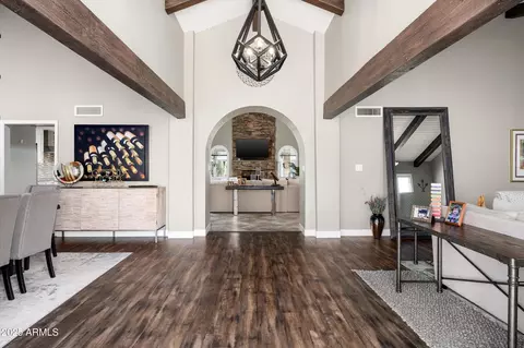 Entry Way - 4434 E Beck Ln, Phoenix, AZ 85032 photo 2 of 2