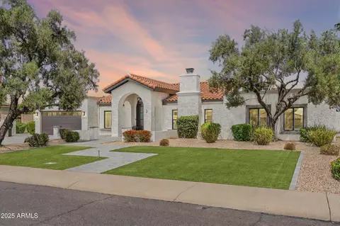 4434 E Beck Ln, Phoenix, AZ 85032