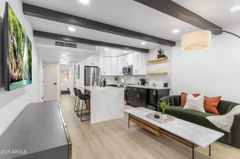 3002 N 32nd St #8, Phoenix, AZ 85018