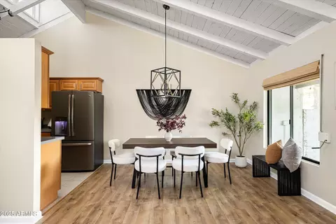 Dining - 4313 N 28th St, Phoenix, AZ 85016 photo 1 of 1