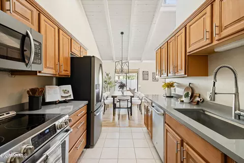 Kitchen - 4313 N 28th St, Phoenix, AZ 85016 photo 1 of 1