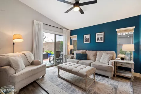Living - 2264 E Monona Dr, Phoenix, AZ 85024 photo 1 of 3