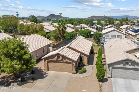 2264 E Monona Dr, Phoenix, AZ 85024