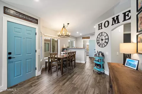 Entry Way - 2264 E Monona Dr, Phoenix, AZ 85024 photo 1 of 3
