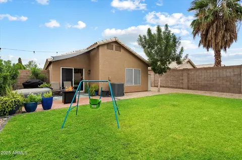 Exterior - 2264 E Monona Dr, Phoenix, AZ 85024 photo 4 of 6