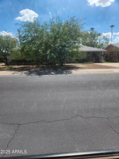 1807 W Highland Ave, Phoenix, AZ 85015