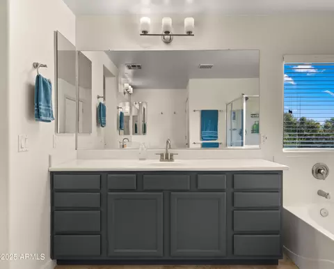 Bath - 3647 E Phelps St, Gilbert, AZ 85295 photo 3 of 6