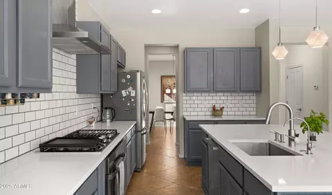 Kitchen - 3647 E Phelps St, Gilbert, AZ 85295 photo 5 of 6