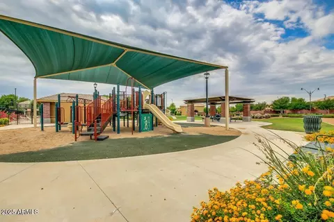 View/Area - 3647 E Phelps St, Gilbert, AZ 85295 photo 4 of 11