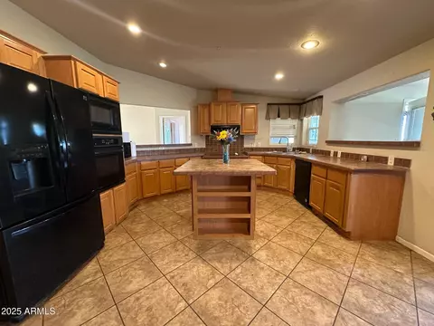 13401 E Walts Way, Vail, AZ 85641