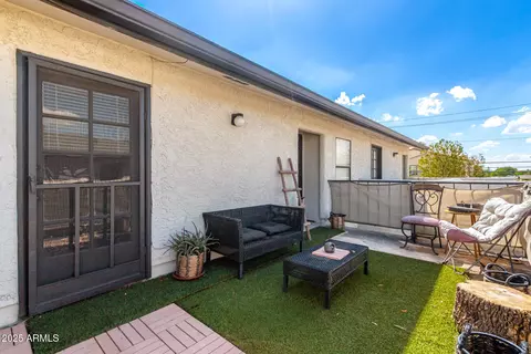 3136 N 38th St #9, Phoenix, AZ 85018