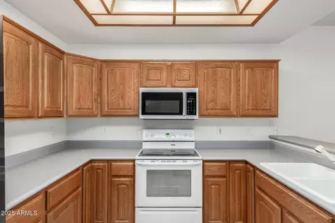 Kitchen - 11360 E Keats Ave #92, Mesa, AZ 85209 photo 1 of 4