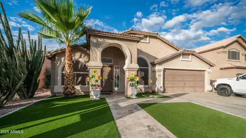 4448 E Redwood Ln, Phoenix, AZ 85048