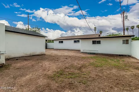 Exterior - 3547 E Polk St, Phoenix, AZ 85008 photo 5 of 7