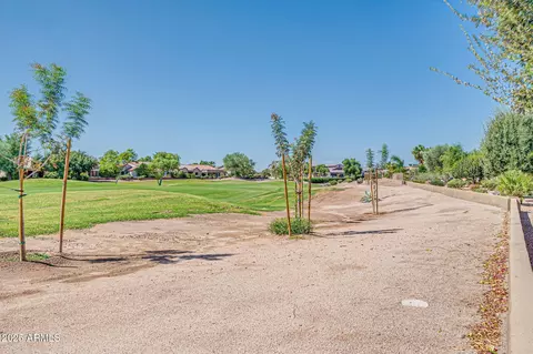 Exterior - 4551 E Sycamore Ct, Gilbert, AZ 85298 photo 10 of 12