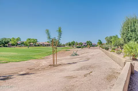 Exterior - 4551 E Sycamore Ct, Gilbert, AZ 85298 photo 4 of 12