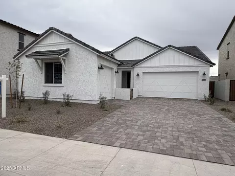 18039 W Larkspur Dr, Goodyear, AZ 85338