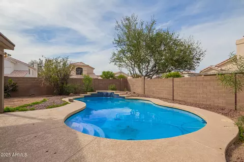 Exterior - 4604 E Summerhaven Dr, Phoenix, AZ 85044 photo 4 of 5
