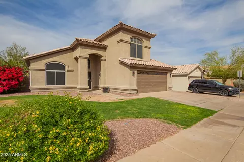Exterior - 4604 E Summerhaven Dr, Phoenix, AZ 85044 photo 3 of 5
