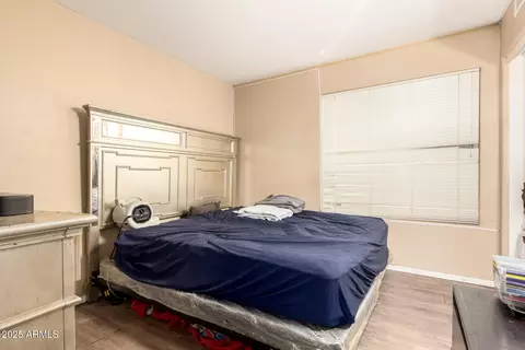Bedroom - 4604 E Summerhaven Dr, Phoenix, AZ 85044 photo 5 of 8