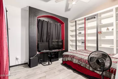 Bedroom - 4604 E Summerhaven Dr, Phoenix, AZ 85044 photo 4 of 8