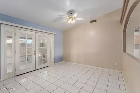 Living - 522 S 26th St, Mesa, AZ 85204 photo 3 of 3