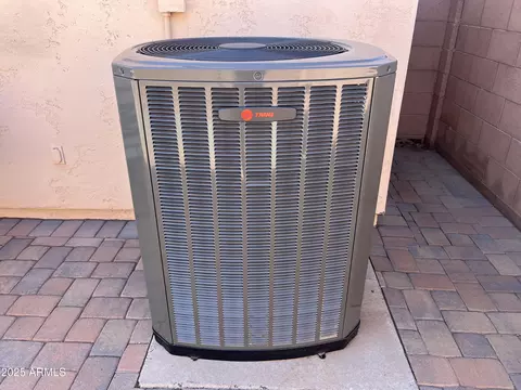 Exterior - 2221 E Union Hills Dr #165, Phoenix, AZ 85024 photo 8 of 8
