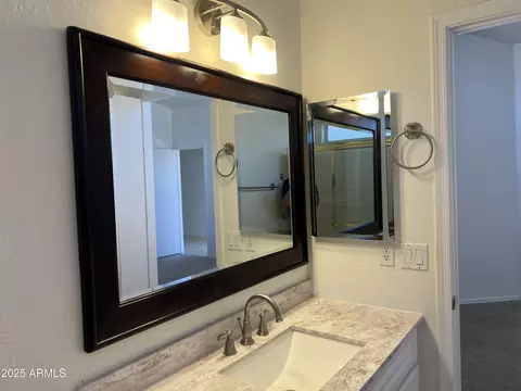 Bath - 2221 E Union Hills Dr #165, Phoenix, AZ 85024 photo 3 of 7