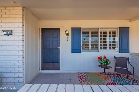 10610 W Saratoga Cir, Sun City, AZ 85351