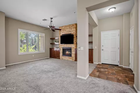 2989 N 44th St #2015, Phoenix, AZ 85018 photo 8