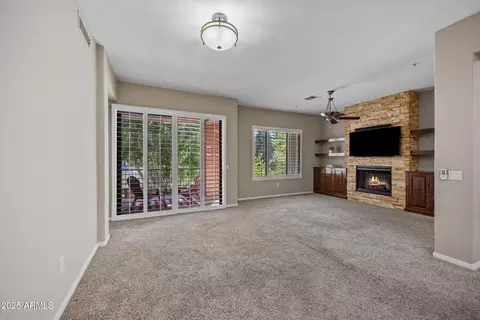 2989 N 44th St #2015, Phoenix, AZ 85018 photo 11
