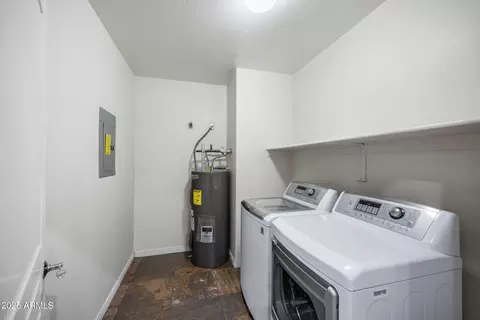 2989 N 44th St #2015, Phoenix, AZ 85018 photo 29